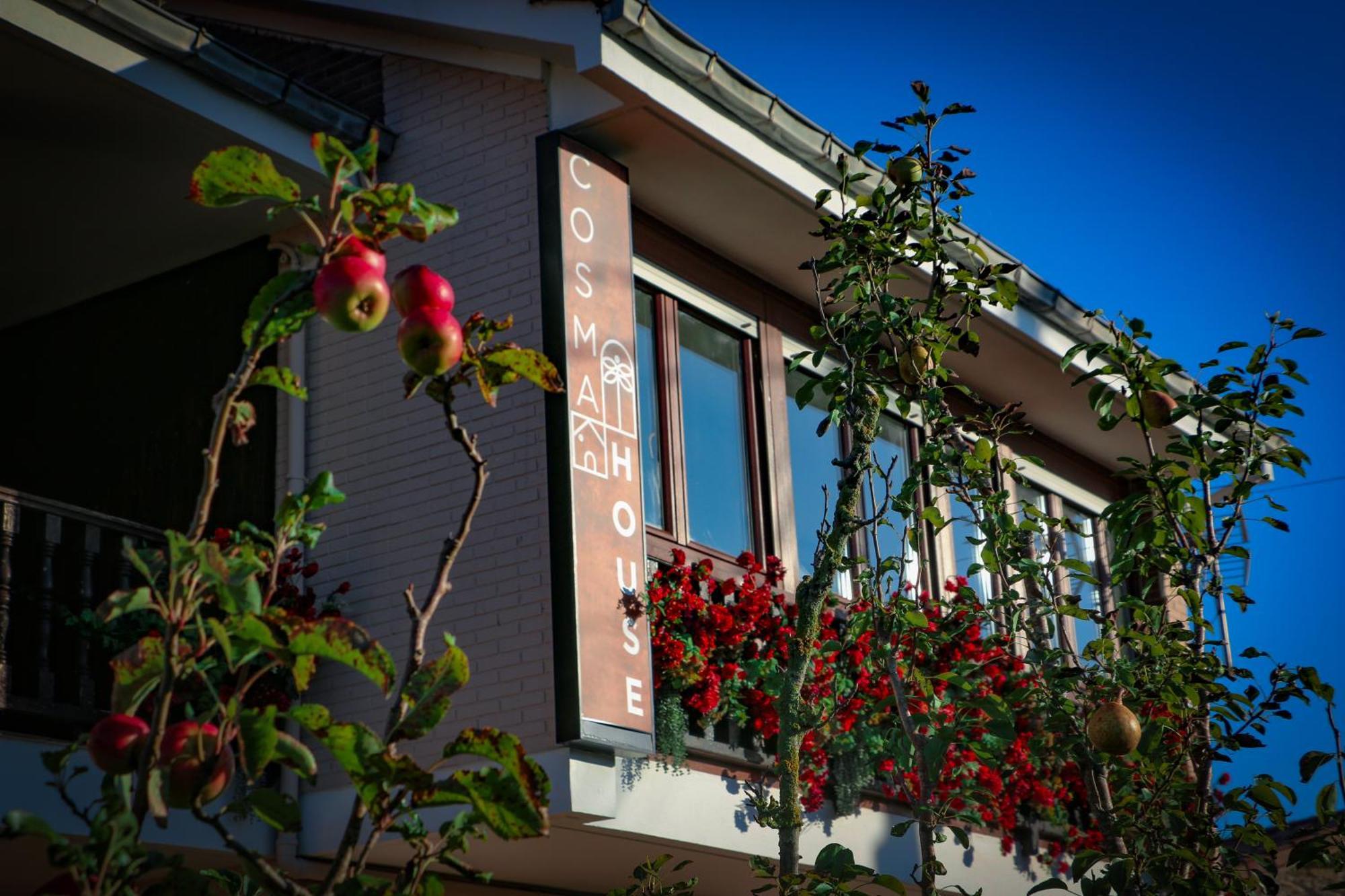 Отель Cosma House Инохедо Экстерьер фото