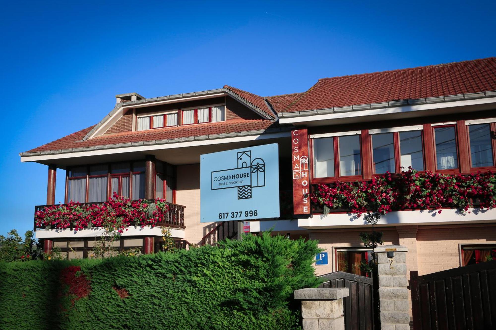 Отель Cosma House Инохедо Экстерьер фото