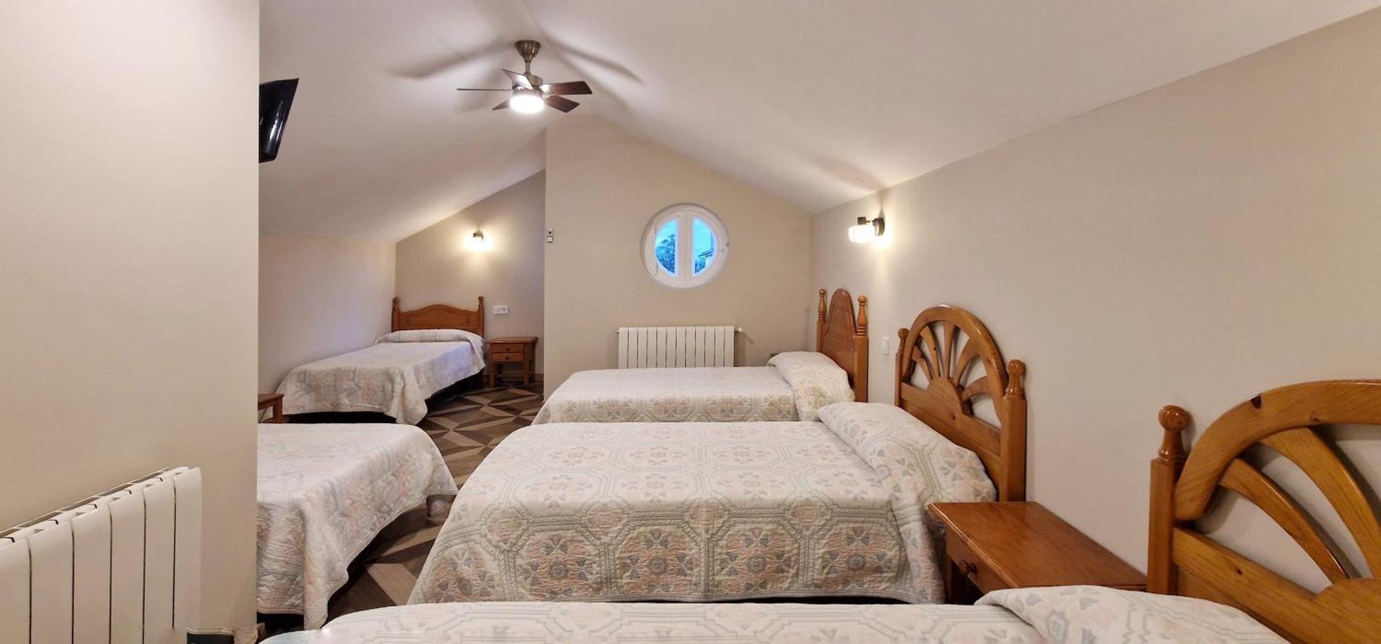 Отель Cosma House Инохедо Экстерьер фото